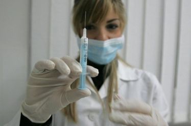 Κορονοϊός: Το εμβόλιο της Moderna θα εισέλθει στην τελευταία φάση…