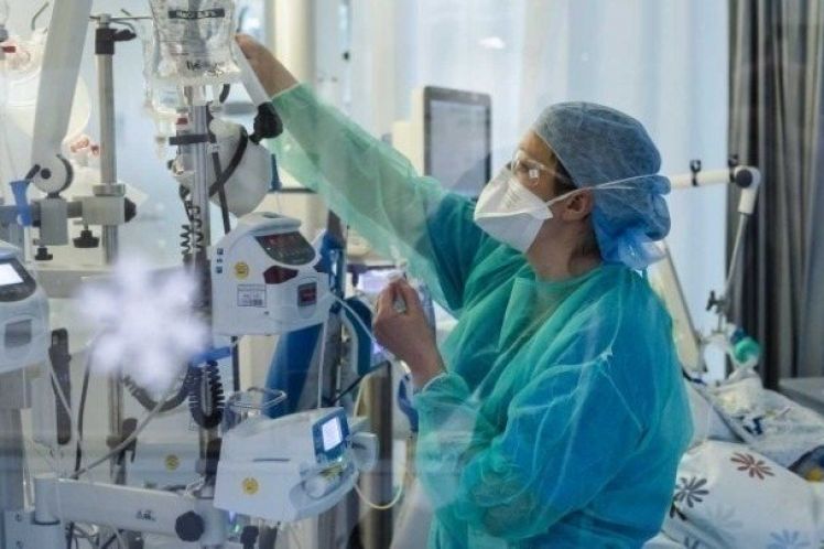 240 νέα κρούσματα και 4 θάνατοι από κορονοϊό το τελευταίο 24ωρο