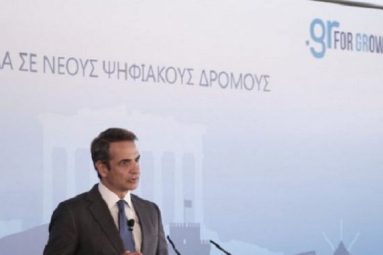 Αγιασμός, προϋπολογισμός και Microsoft – Η ελληνική οικονομία στον καιρό της πανδημίας