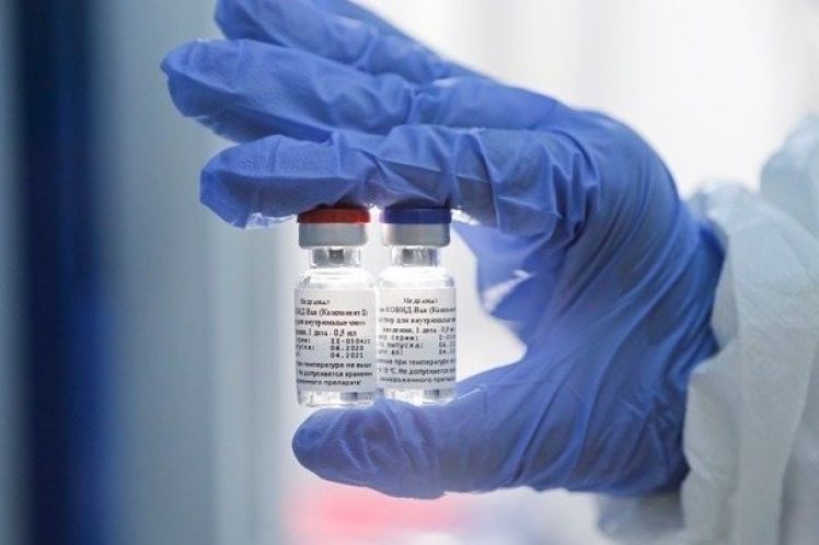 Η Βενεζουέλα παρέλαβε από τη Ρωσία «χιλιάδες δόσεις» φαρμάκου κατά της COVID-19 και υποψηφίου εμβολίου