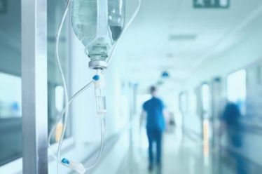 Κορωνοϊός: 85 θάνατοι και 1.190 νέα κρούσματα – Καμπανάκι για…