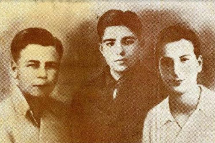 Το κάστρο του Υμηττού – Η αυτοθυσία τριών ΕΠΟΝιτών απέναντι στο στρατό της Βέρμαχτ και τους τσολιάδες συνεργούς τους