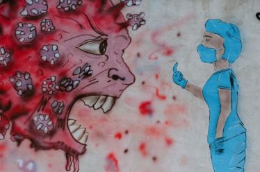 Εφιαλτική σχέση θανάτων – ΜΕΘ