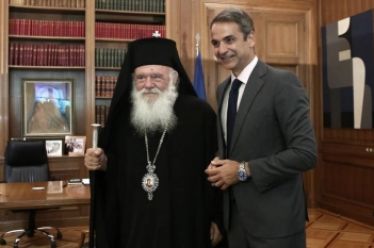 COVID-19 και λατρευτικές τελετές, του Παναγιώτη Παπαδομανωλάκη