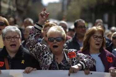 Ισπανία: Ο κορονοϊός μειώνει τους συνταξιούχους και αυξάνει τους κληρονόμους