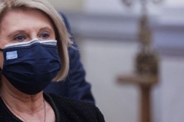 Επικοινωνιακά παιχνίδια με την ένταξη προσφύγων