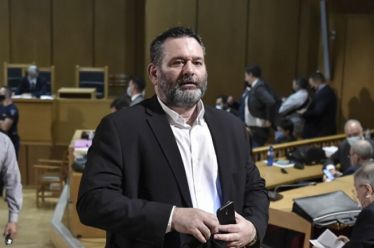 Τι συμβαίνει με την Χρυσή Αυγή; του Κώστα Παπαδάκη