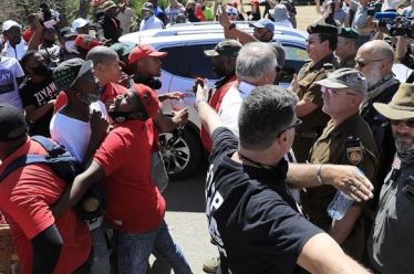 Νότιος Αφρική: σε ποιόν ανήκει η γη;
