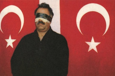 “Πέτα τον έξω, ρε Σάββα, να τελειώνουμε. Σε παρακαλώ, παιδί…