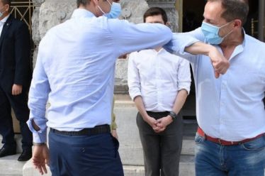 Ο εκλεκτός της «φιλελέ» δεξιάς Λιγνάδης, οι φίλοι του και…