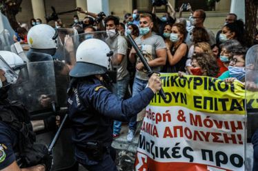 Ανακοίνωση υπ. ΠροΠο για αστυνομική βία που θα ζήλευε και…