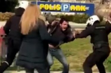 Η κυβερνητική βία να μετατραπεί σε αγώνες, του Νίκου Γουρλά