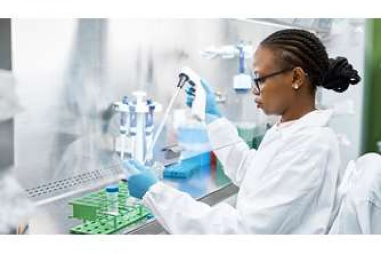 Pfizer: Αρχίζουν στις ΗΠΑ δοκιμές φαρμάκου κατά του κορωνοϊού