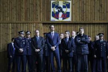 Ο ψόφιος παπαγάλος του Μητσοτάκη