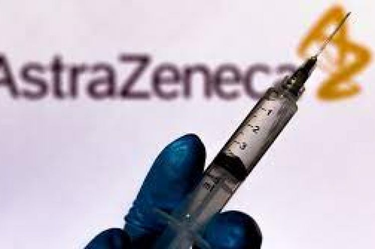 Κορωνοϊός: Νέο «μπάχαλο» με την AstraZeneca – Ο ΕΜΑ ερευνά και πάλι το εμβόλιο για θρομβώσεις