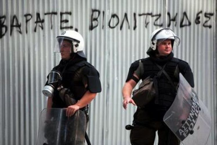 Αστυνομική βία και ενημέρωση: Μια… κλούβα ερωτήματα