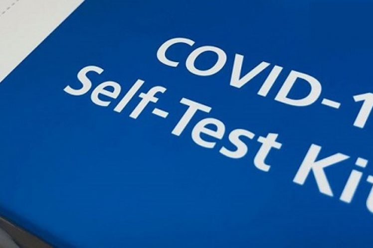 Self-Test: Υποχρεωτικό για εκπαιδευτικούς, μαθητές και εργαζομένους σε ναυτιλία, εστίαση, τουρισμό και δικαστήρια