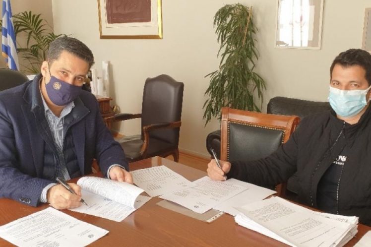 Ανακατασκευή γηπέδων ΔΑΚ, Ρηγανά και Παπαδατών
