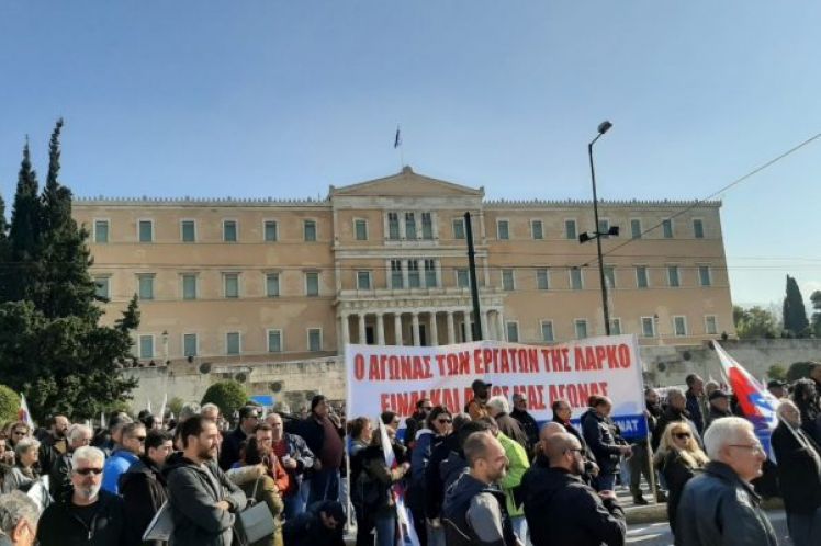 Κάτω τα χέρια από το 8ωρο