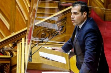 Δεξιές στρακαστρούκες για τον εμφύλιο