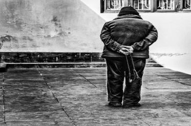 Το σύνθημα της Ε.Ε.:Μιας και ήρθε η Πανδημία δεν «θάβουμε»…