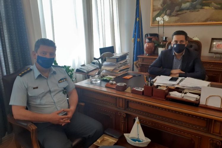 ΣΥΝΑΝΤΗΣΗ Γ.ΠΑΠΑΝΑΣΤΑΣΙΟΥ ΜΕ ΑΣΤΥΝΟΜΙΚΟ ΔΙΕΥΘΥΝΤΗ