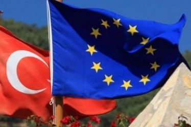 Η Τουρκία ως “ασφαλής τρίτη χώρα”: πώς συνδέονται οι ψηφίδες