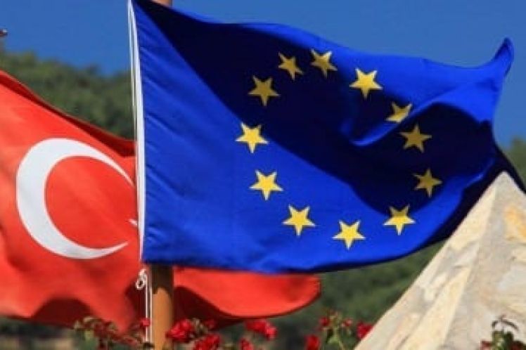 Η Τουρκία ως “ασφαλής τρίτη χώρα”: πώς συνδέονται οι ψηφίδες