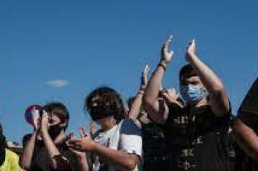 Συντονιστικό μαθητών: «Δεν ανεχόμαστε να μιλάνε εκ μέρους μας Κεραμέως…