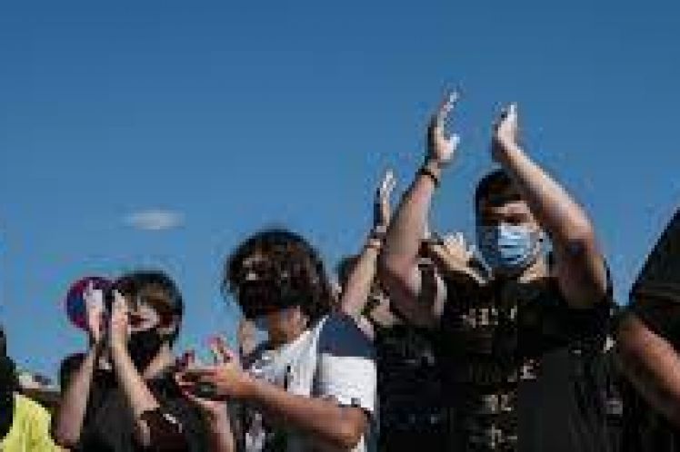 Συντονιστικό μαθητών: «Δεν ανεχόμαστε να μιλάνε εκ μέρους μας Κεραμέως και Χατζηδάκης»