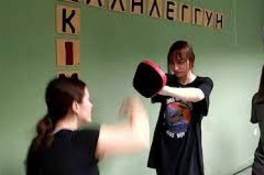 Ποιος θα μας προστατεύσει από τους «προστάτες»;