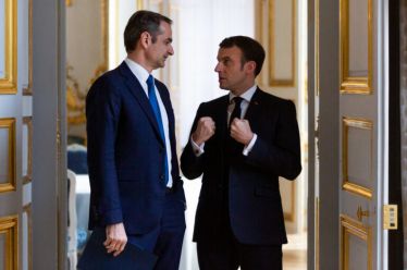 Ο Μητσοτάκης βαλκανικό αντίγραφο του Μακρόν