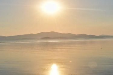 Πρωτοποριακό κινεζικό ύφασμα-καθρέφτης “αντίδοτο” στη ζέστη
