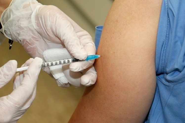 Βρετανική μελέτη: Ο πλήρης εμβολιασμός αποτρέπει κατά 50% τη μετάδοση της παραλλαγής Δέλτα και κατά 60% την Covid-19