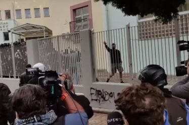 ΝΑ ΤΣΑΚΙΣΟΥΜΕ ΤΟ ΦΑΣΙΣΜΟ ΚΑΙ ΤΟ ΣΥΣΤΗΜΑ ΠΟΥ ΤΟΝ ΓΕΝΝΑ…