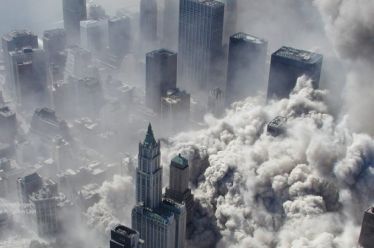 Σκόνη στον άνεμο: 20 χρόνια από την έναρξη του «πολέμου…