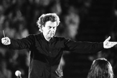 Μίκης Θεοδωράκης: ένα έργο ορόσημο στην ιστορία των λαϊκών μας…