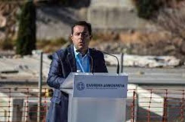 Ο Υπουργός Μετανάστευσης και Ασύλου, ο Αναγνώστης και οι πρόσφυγες