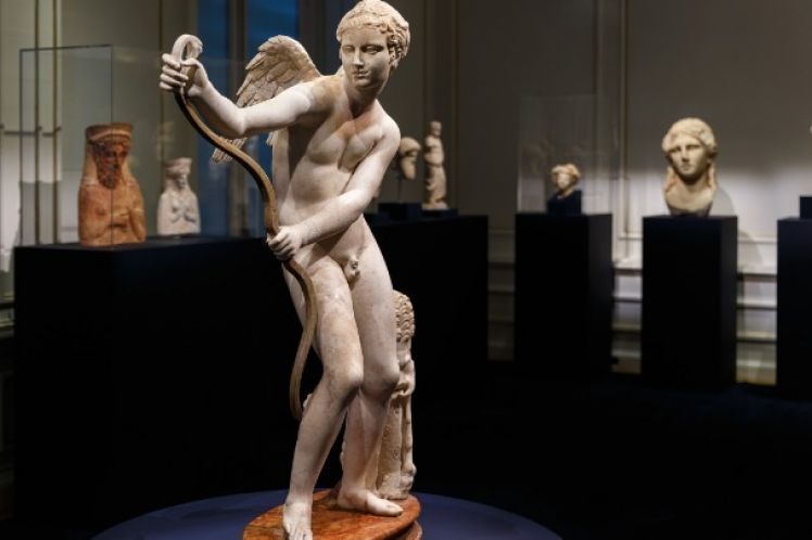 «ΚΑΛΛΟΣ. Η Υπέρτατη Ομορφιά» – Η νέα αρχαιολογική έκθεση του Μουσείου Κυκλαδικής Τέχνης ανιχνεύει το ιδεώδες του αρχαιοελληνικού κάλλους