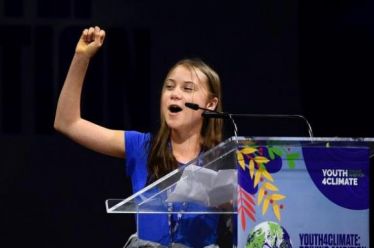 Γκρέτα Τούνμπεργκ: Οι κούφιες υποσχέσεις και το ατέλειωτο μπλά-μπλα αυτών…