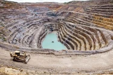 Σύγχρονοι σκλάβοι και περιβαλλοντική καταστροφή πίσω από την «καθαρή» ενέργεια
