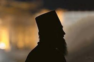 Ο Πλεύρης δικαιολογεί την ανευθυνότητα της Εκκλησίας