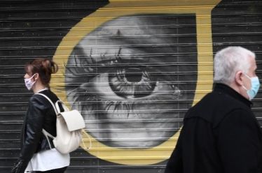 Η μαζική ηττοπάθεια και η ελπίδα