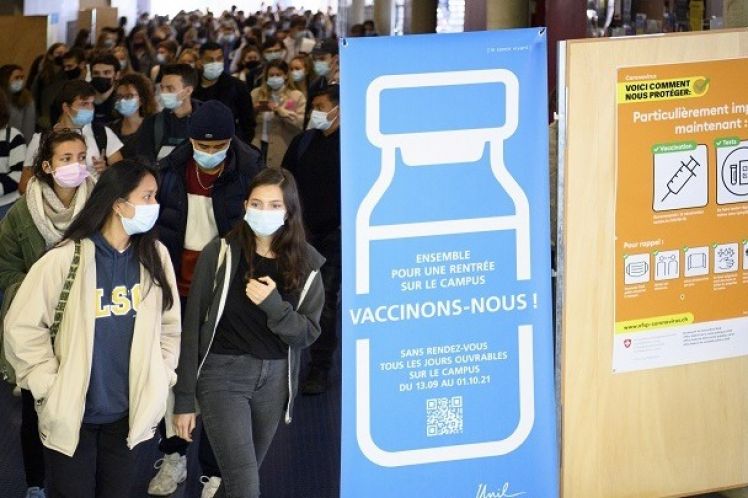 Η Ελβετία αντιμέτωπη με το 5ο κύμα της Covid-19 αλλά δεν λαμβάνει νέα μέτρα