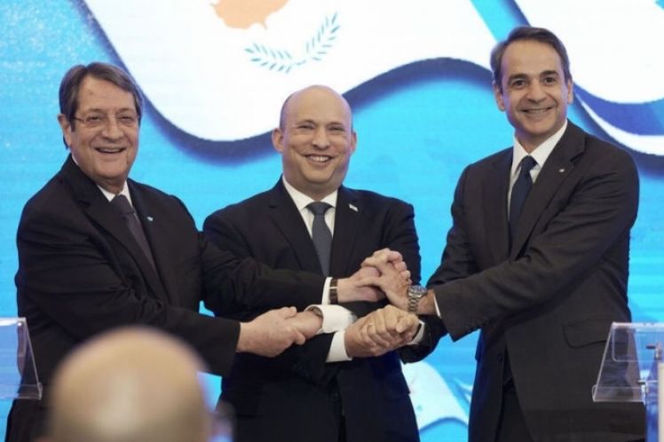 Οι τρείς σωματοφύλακες της Exxon Mobil, του Σταμάτη Κυριάκη