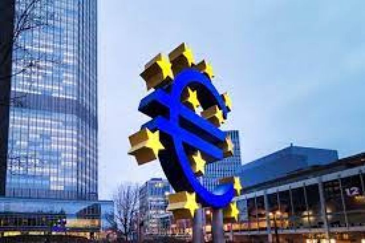 ΕΚΤ: Η ανάκαμψη θα επιβραδυνθεί λόγω της παραλλαγής Όμικρον, αλλά δεν θα εκτροχιαστεί