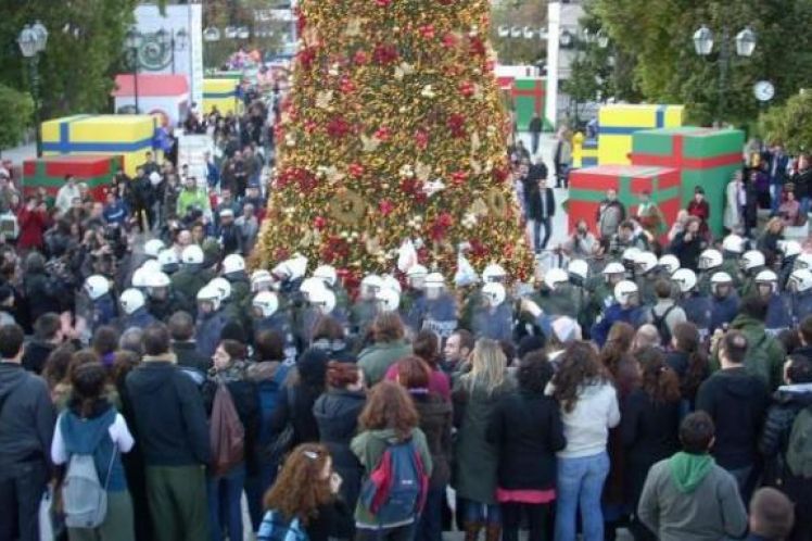Ακόµη τους φοβίζει το πολιτικό µήνυµα του Δεκέµβρη