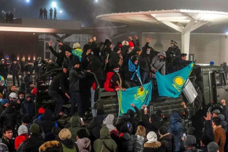 Το 2022 ξεκίνησε με εξέγερση στο Καζακστάν
