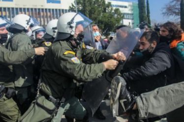 Πανεπιστήμια, καταστολή, συντηρητισμός
