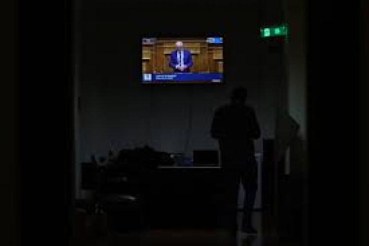 Εμάς μας ενδιαφέρει η επικοινωνία ή η ουσία;